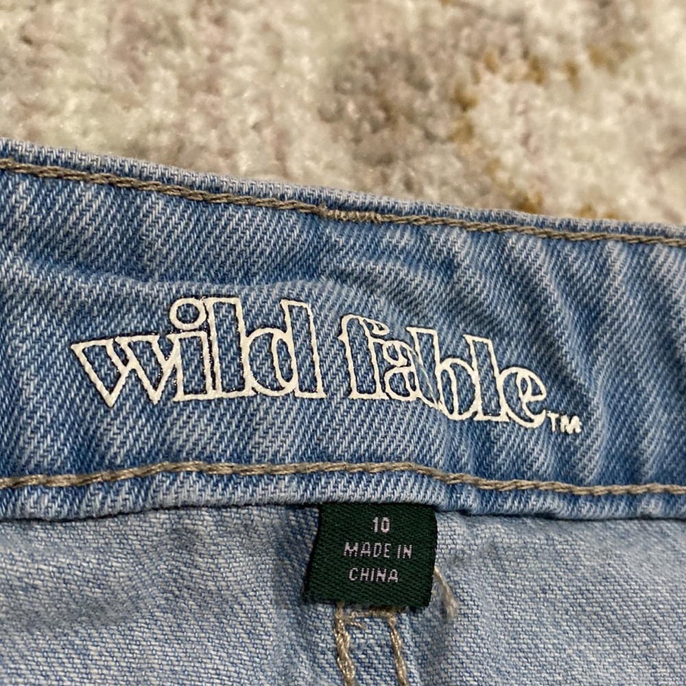 Wild Fable - Picture 3 of 4